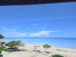 Foto arsip: Pemandangan pantai.