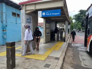 Dua Pesantren di Manggarai Timur Terima Bantuan Pascagempa