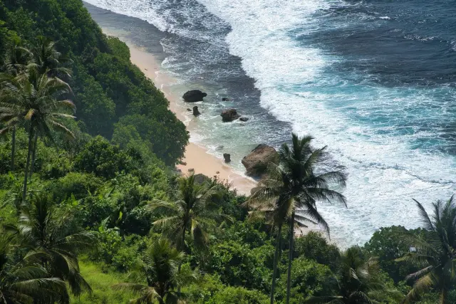 Pantai Alor: daftar pantai, lokasi, dan akses di Kabupaten Alor